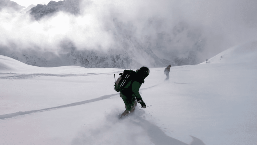 Freeride skiing day trip in Passo Tonale